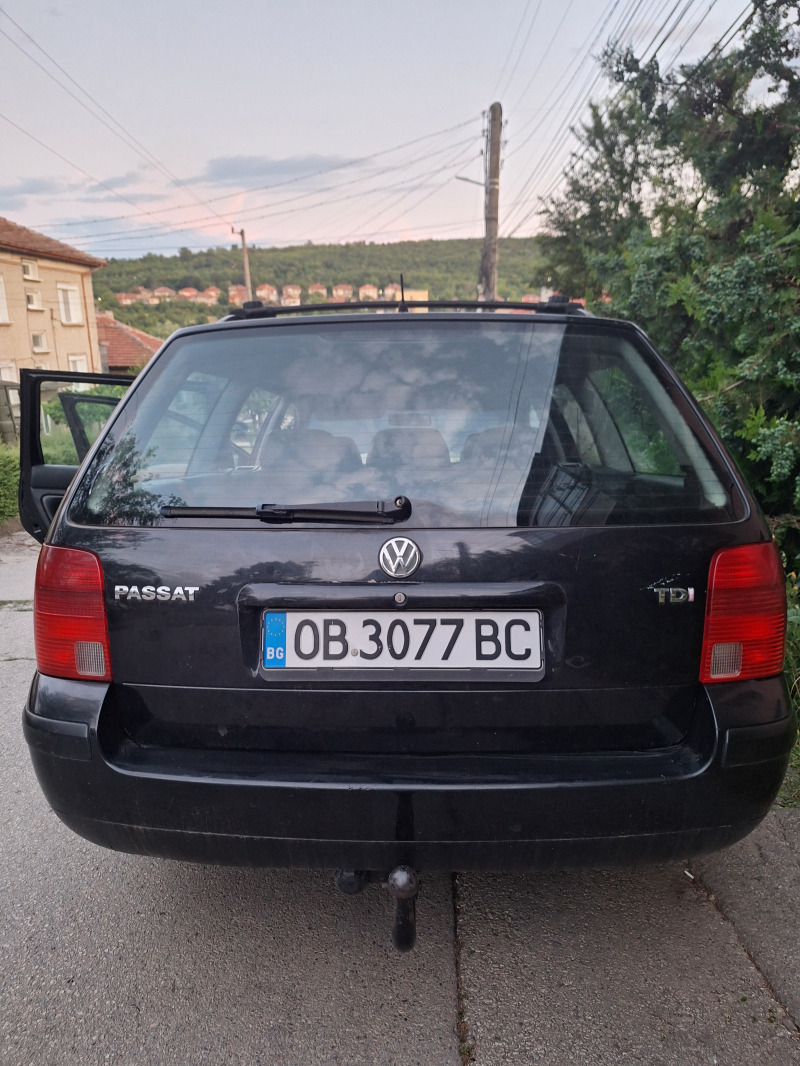 VW Passat, снимка 5 - Автомобили и джипове - 46475152