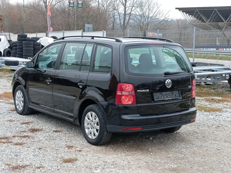 VW Touran 1.9-D-КЛИМАТРОНИК, снимка 6 - Автомобили и джипове - 48156733