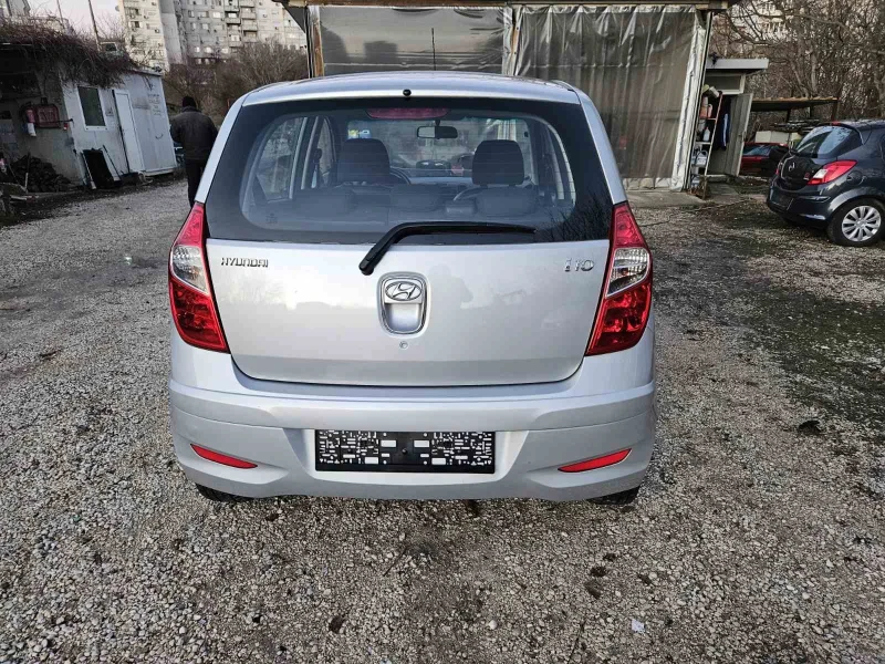 Hyundai I10 1.1 i, четири цилиндъра, снимка 6 - Автомобили и джипове - 48435747