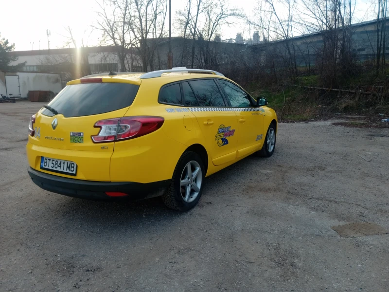 Renault Megane 1.6 dci, снимка 5 - Автомобили и джипове - 48757751