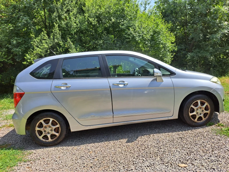 Honda Fr-v НОВ ВНОС ИТАЛИЯ, снимка 4 - Автомобили и джипове - 52330930