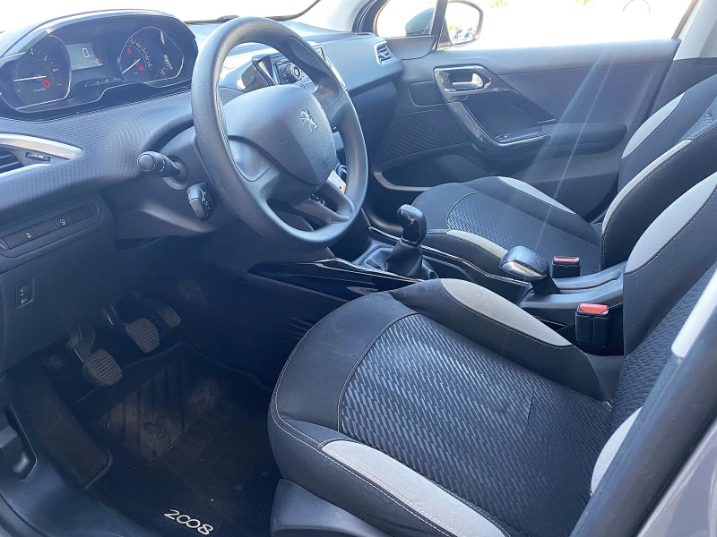 Peugeot 2008 1.2 i, снимка 14 - Автомобили и джипове - 51191253