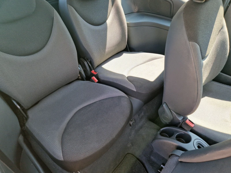 Citroen C2 1.1i 104000км!!! КЛИМАТИК!, снимка 10 - Автомобили и джипове - 51266543