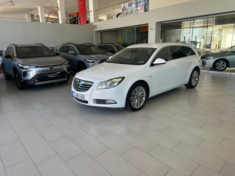 Opel Insignia 4x4 , снимка 2 - Автомобили и джипове - 51753204