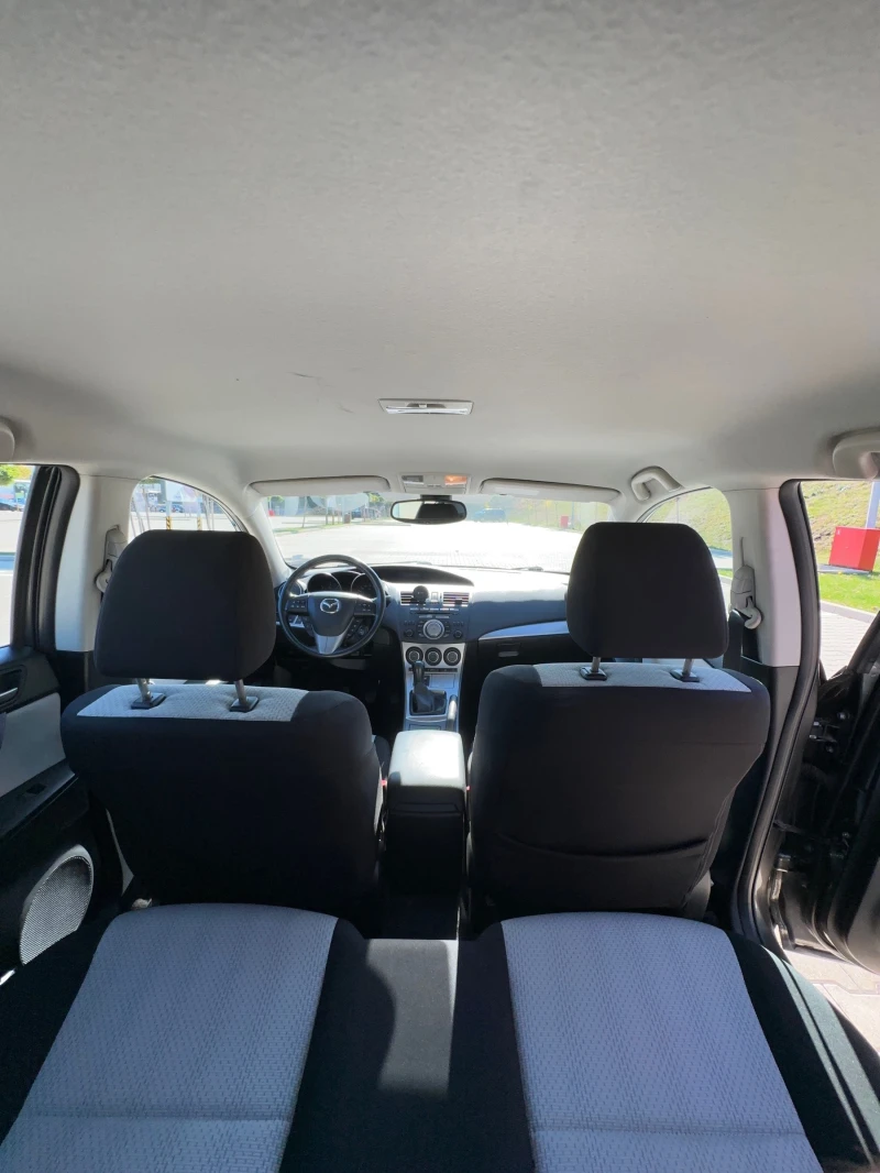 Mazda 3, снимка 9 - Автомобили и джипове - 52788903