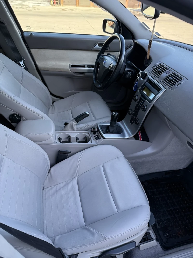 Volvo V50, снимка 5 - Автомобили и джипове - 53048327
