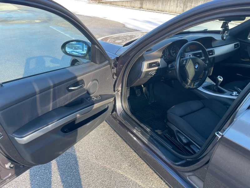 BMW 320 NAVI, снимка 9 - Автомобили и джипове - 53132778