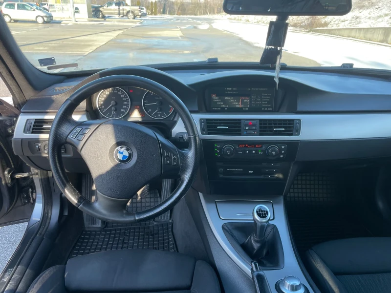BMW 320 NAVI, снимка 7 - Автомобили и джипове - 53132778