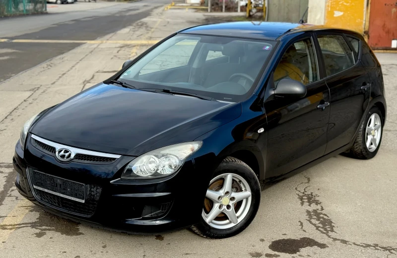 Hyundai I30 1.4i, снимка 2 - Автомобили и джипове - 53138696