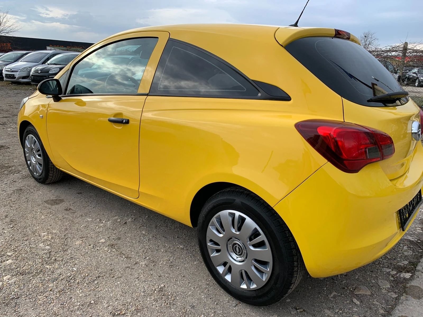 Opel Corsa 1.3 CDTI VAN - изображение 5