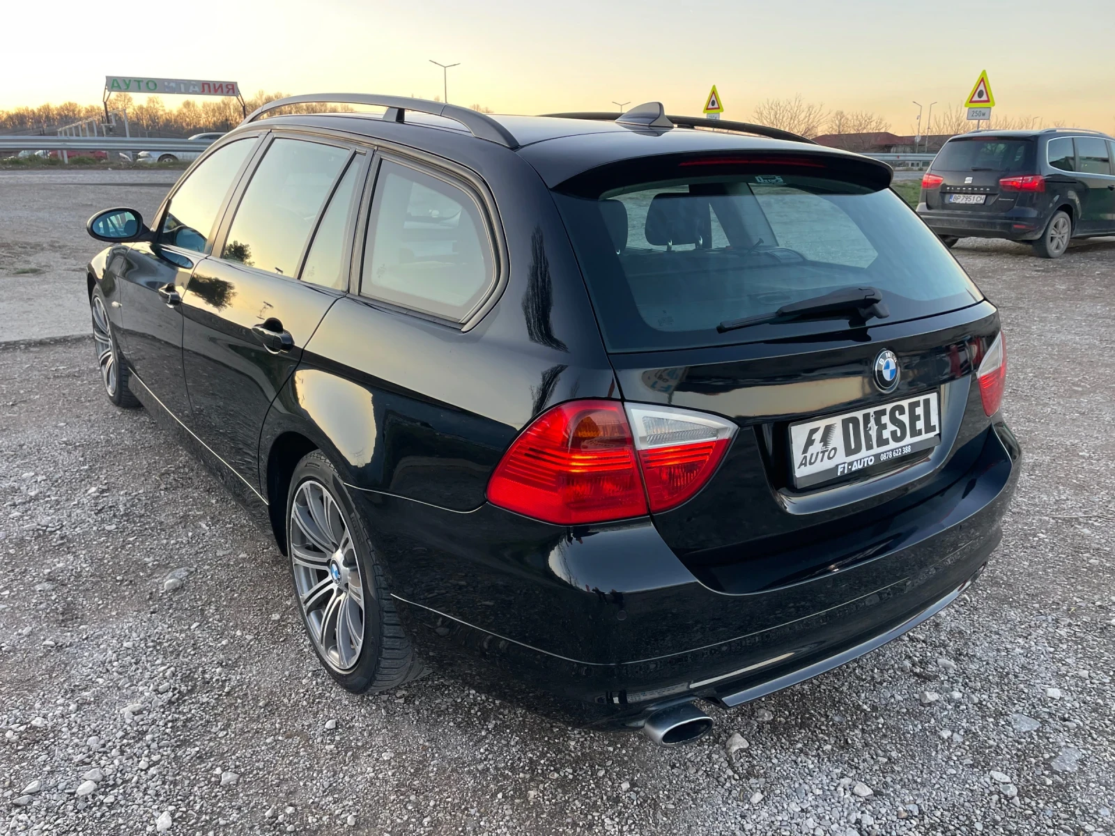 BMW 320 2.0TDI-NAVI-PANORAMA-ITALIA | Mobile.bg — изображение 11