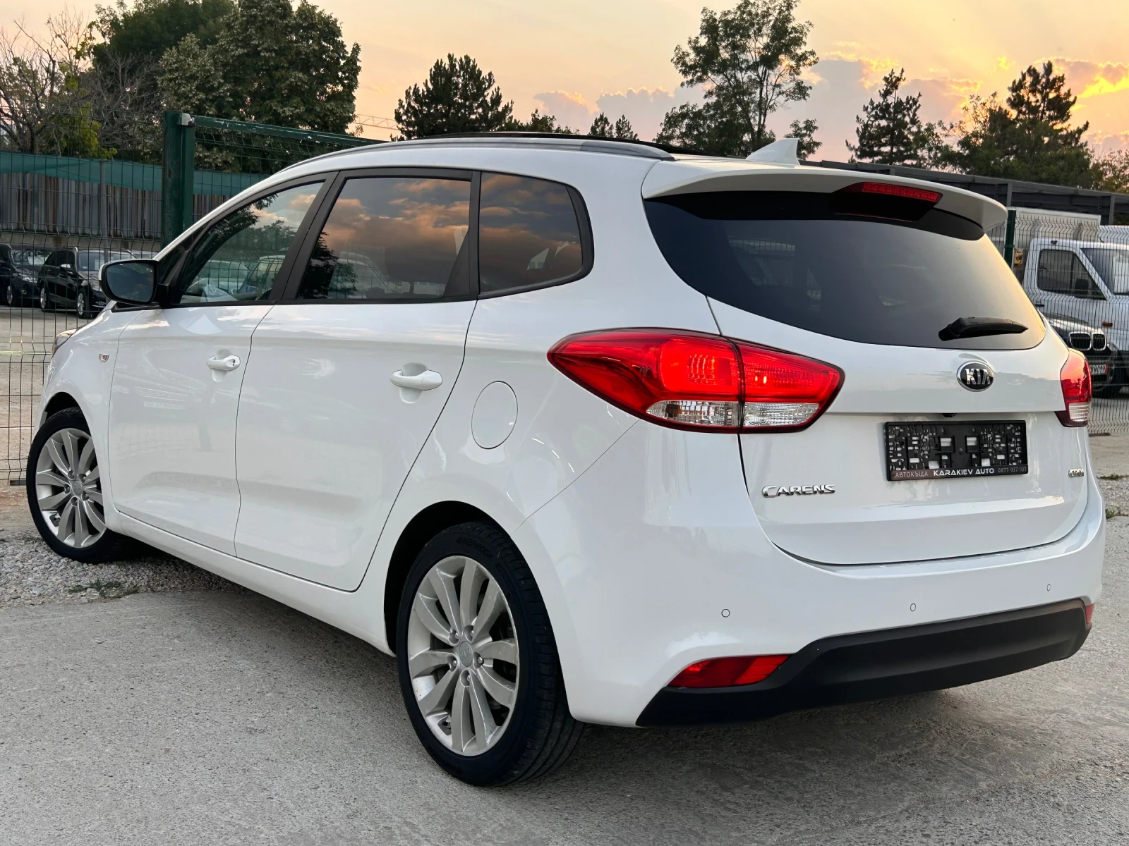 Kia Carens  - изображение 3