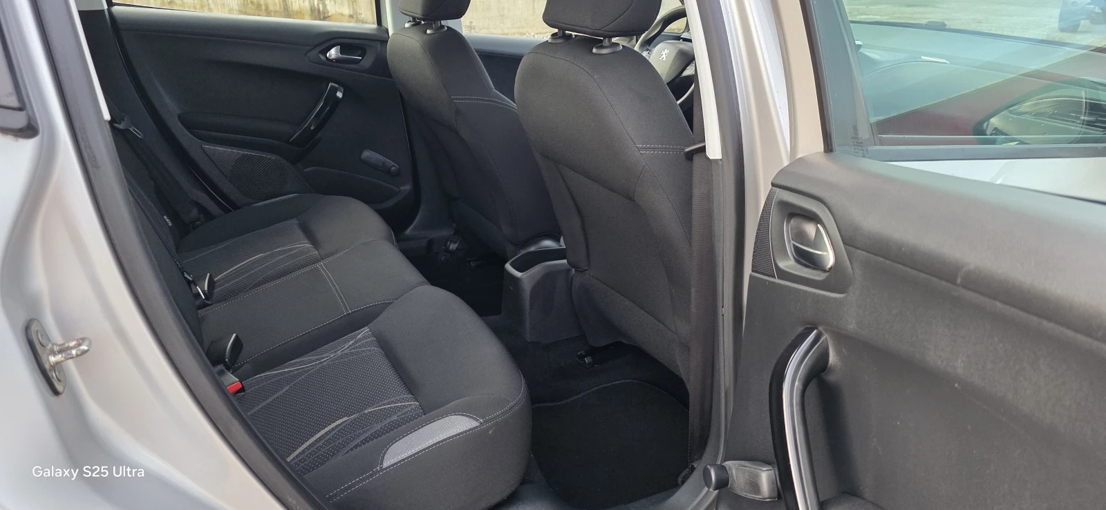 Peugeot 208 1.2i $  $ | Mobile.bg   10