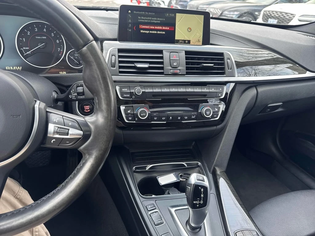 BMW 330 * 330i xDrive * CARFAX * ЦЕНА ДО БГ - изображение 8