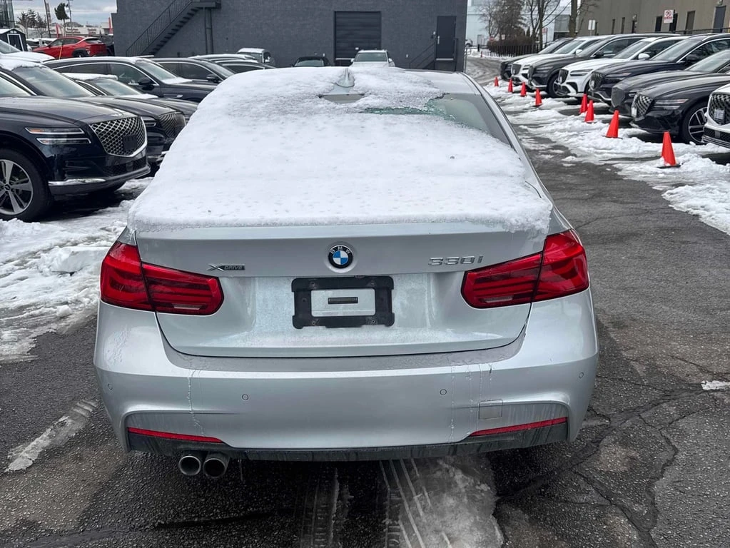 BMW 330 * 330i xDrive * CARFAX * ЦЕНА ДО БГ - изображение 3