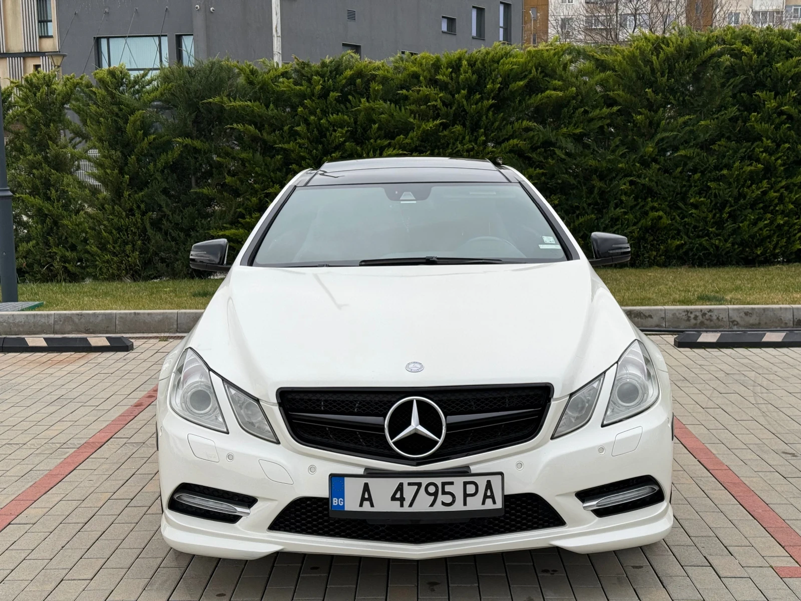 Mercedes-Benz E 350 Mercedes E350 Coupe 4MATIC AMG   306 к.с. , снимка 2 - Автомобили и джипове - 53754263