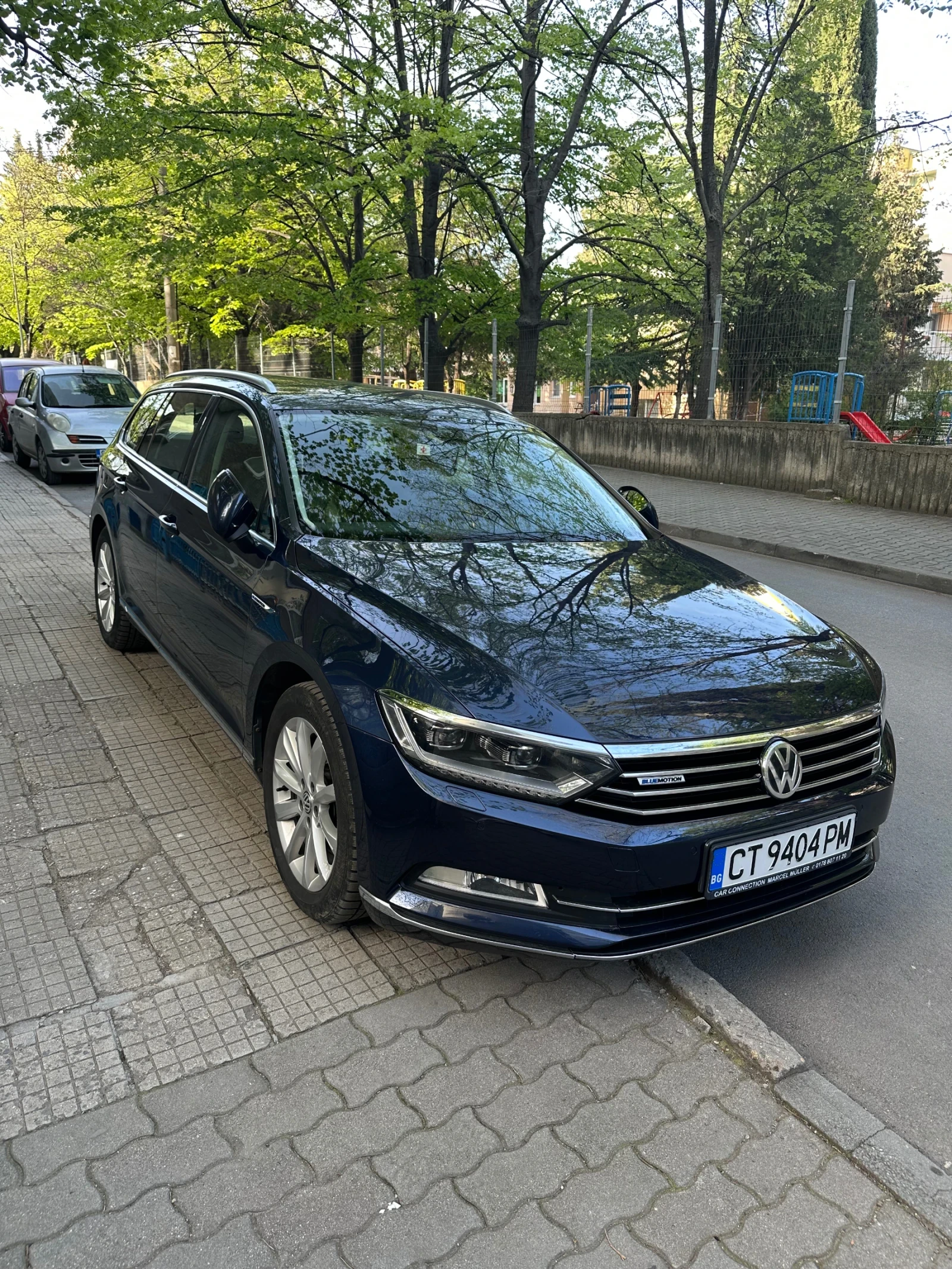 VW Passat Highline Full LED ACC, снимка 2 - Автомобили и джипове - 53988868