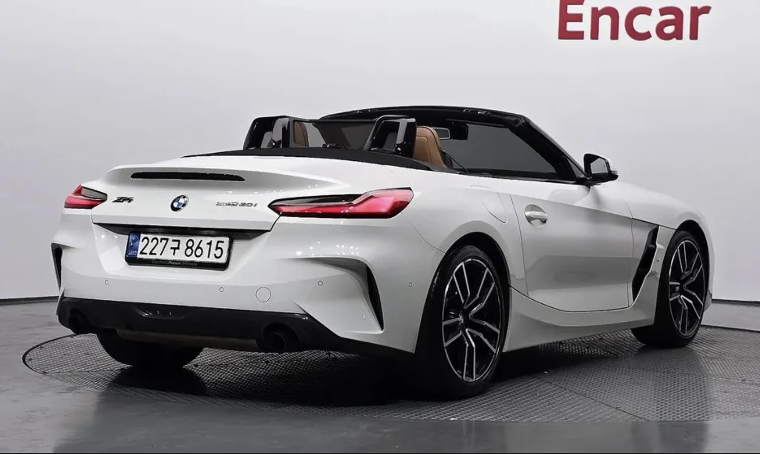 BMW Z4 M* SPORT* ДИГИТАЛНО* ТАБЛО* 360КАМЕРА* ХЕДЪП* , снимка 2 - Автомобили и джипове - 54151250
