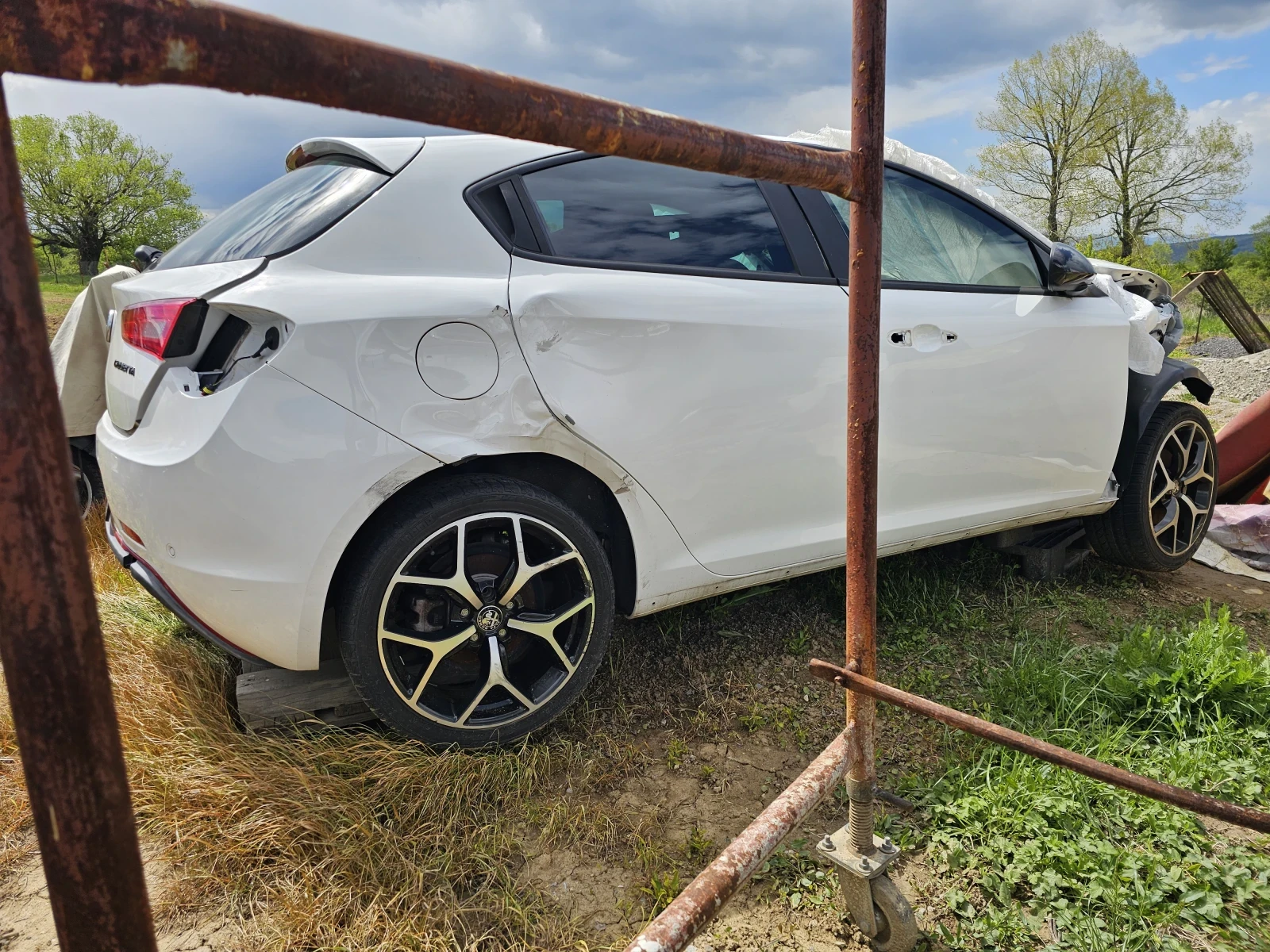 Alfa Romeo Giulietta 1.4 Turbo, снимка 4 - Автомобили и джипове - 54389266