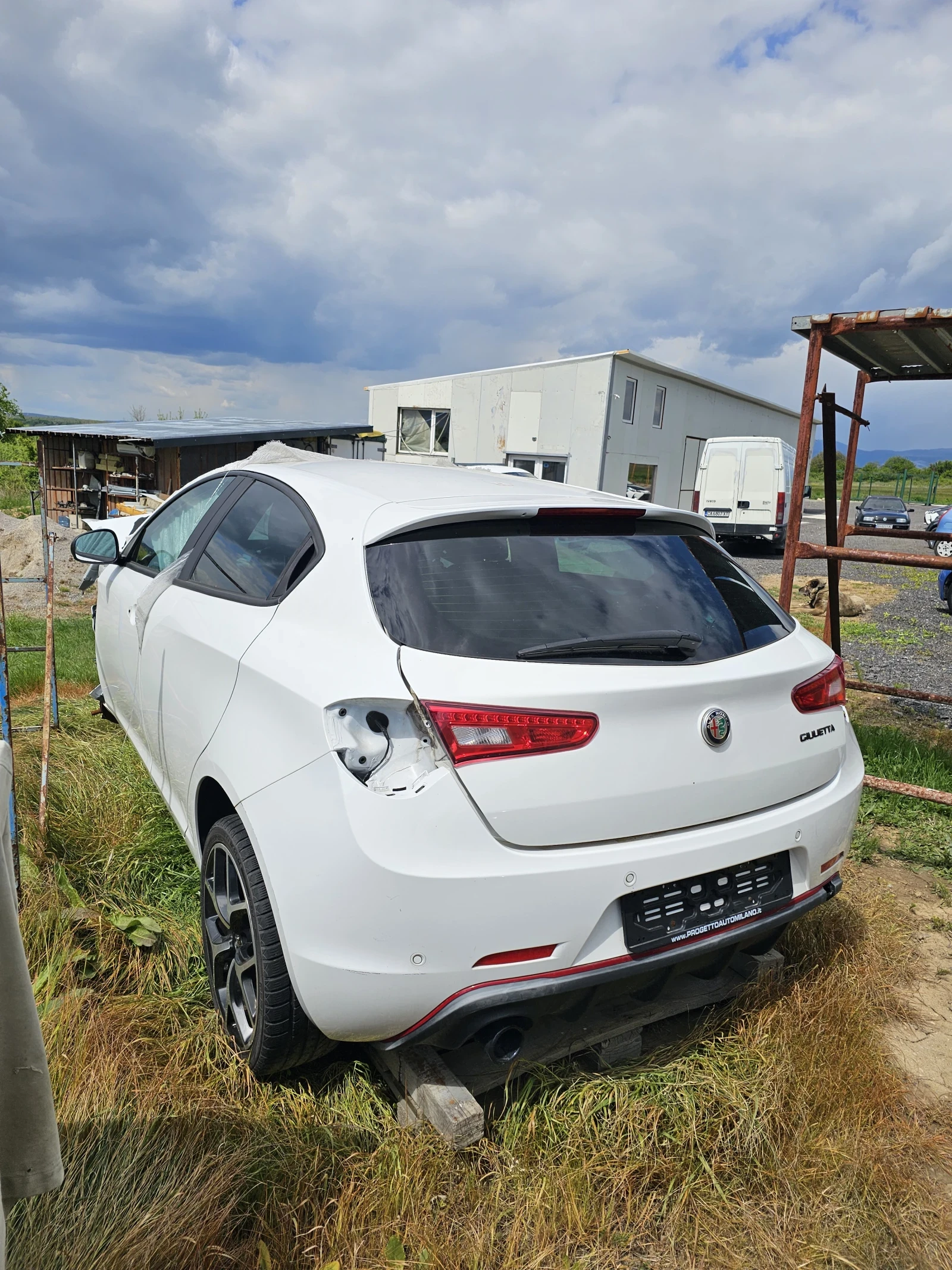 Alfa Romeo Giulietta 1.4 Turbo, снимка 3 - Автомобили и джипове - 54389266
