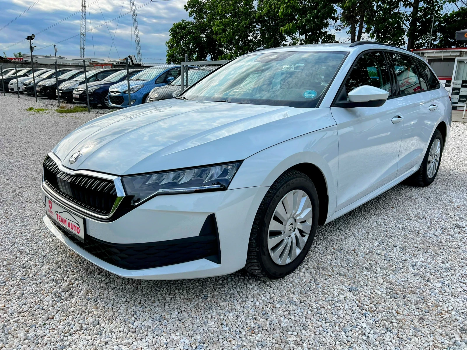 Skoda Octavia 1.5 TSI mHEV ESSENSE ГАРАНЦИЯ ЛИЗИНГ, снимка 3 - Автомобили и джипове - 54877523