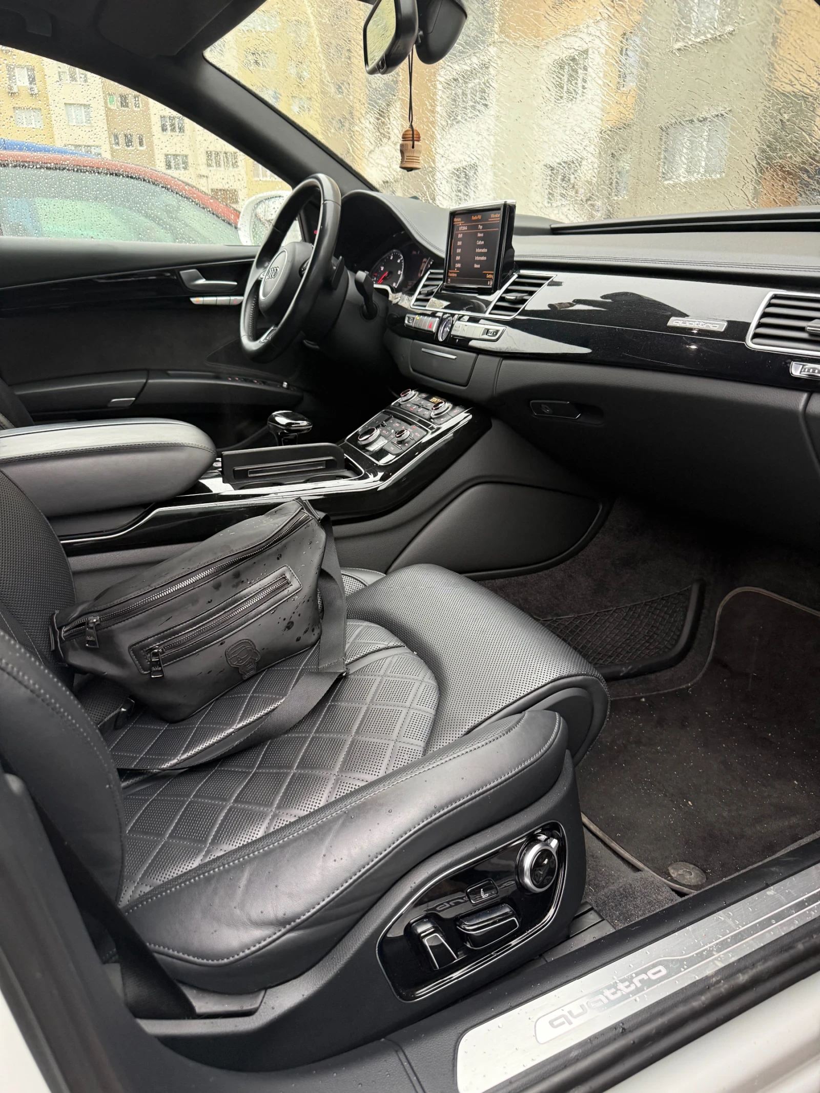 Audi A8 3.0 TDI, снимка 8 - Автомобили и джипове - 55077067