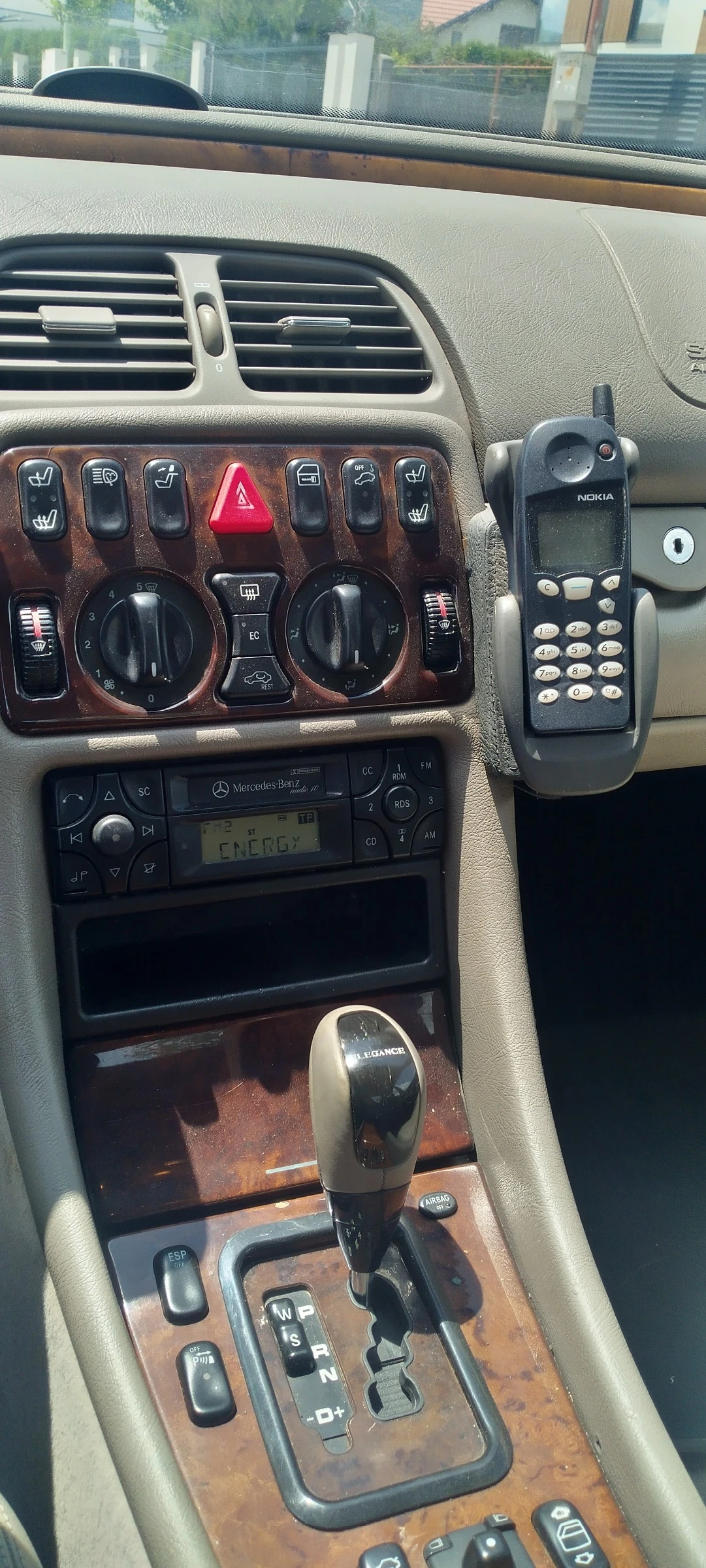 Mercedes-Benz CLK 200 KOMPRESSOR автоматик, снимка 12 - Автомобили и джипове - 55461882