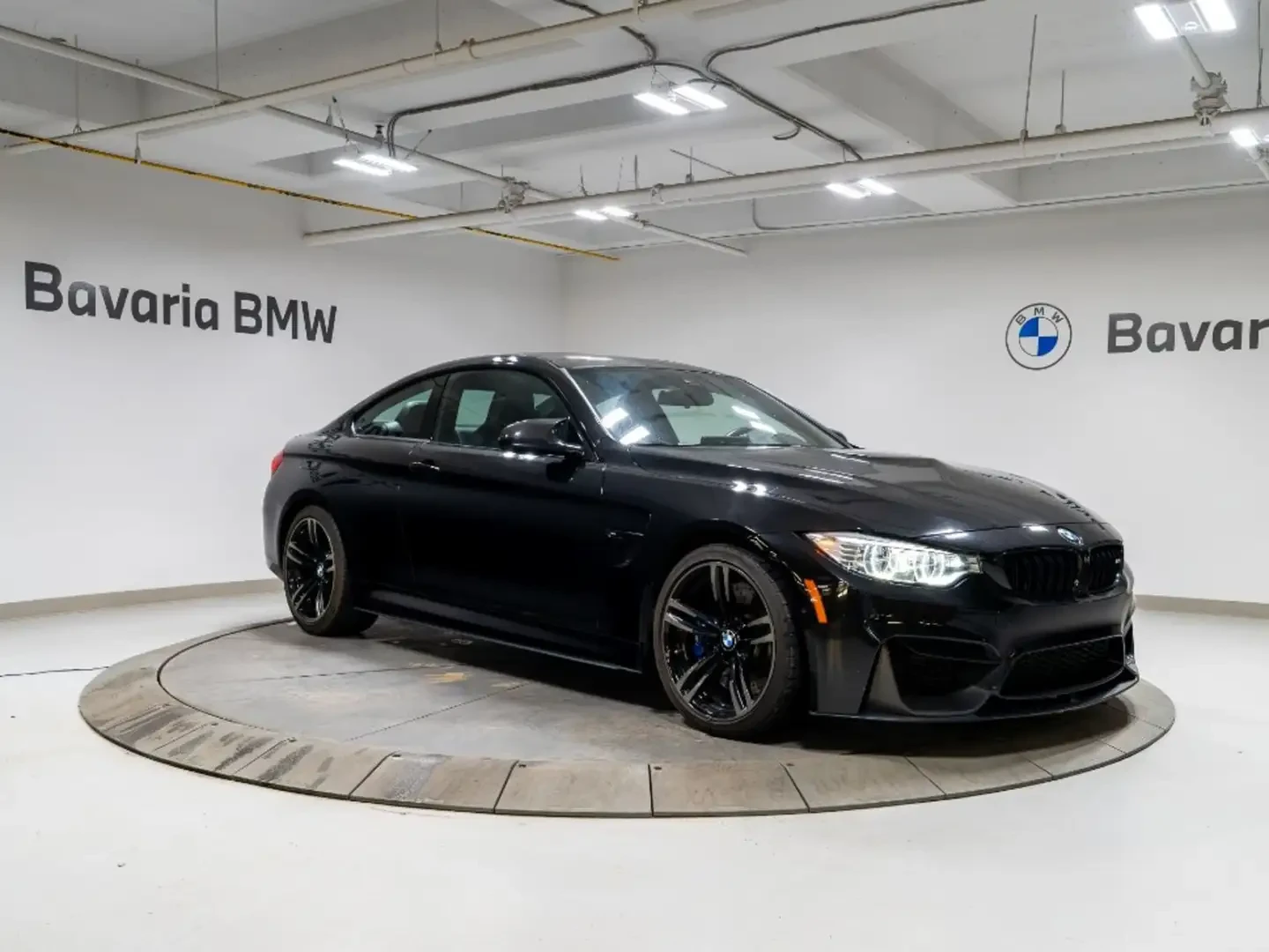 BMW M4 HARMON* KARDON* CARBON* DCT* ХЕДЪП* , снимка 3 - Автомобили и джипове - 55628698