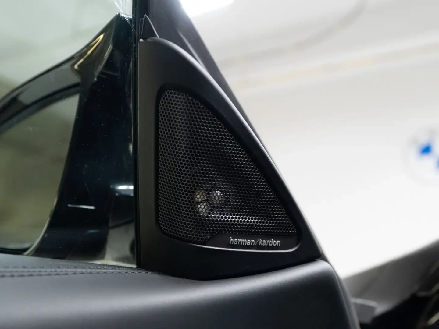 BMW M4 HARMON* KARDON* CARBON* DCT* ХЕДЪП* , снимка 12 - Автомобили и джипове - 55628698
