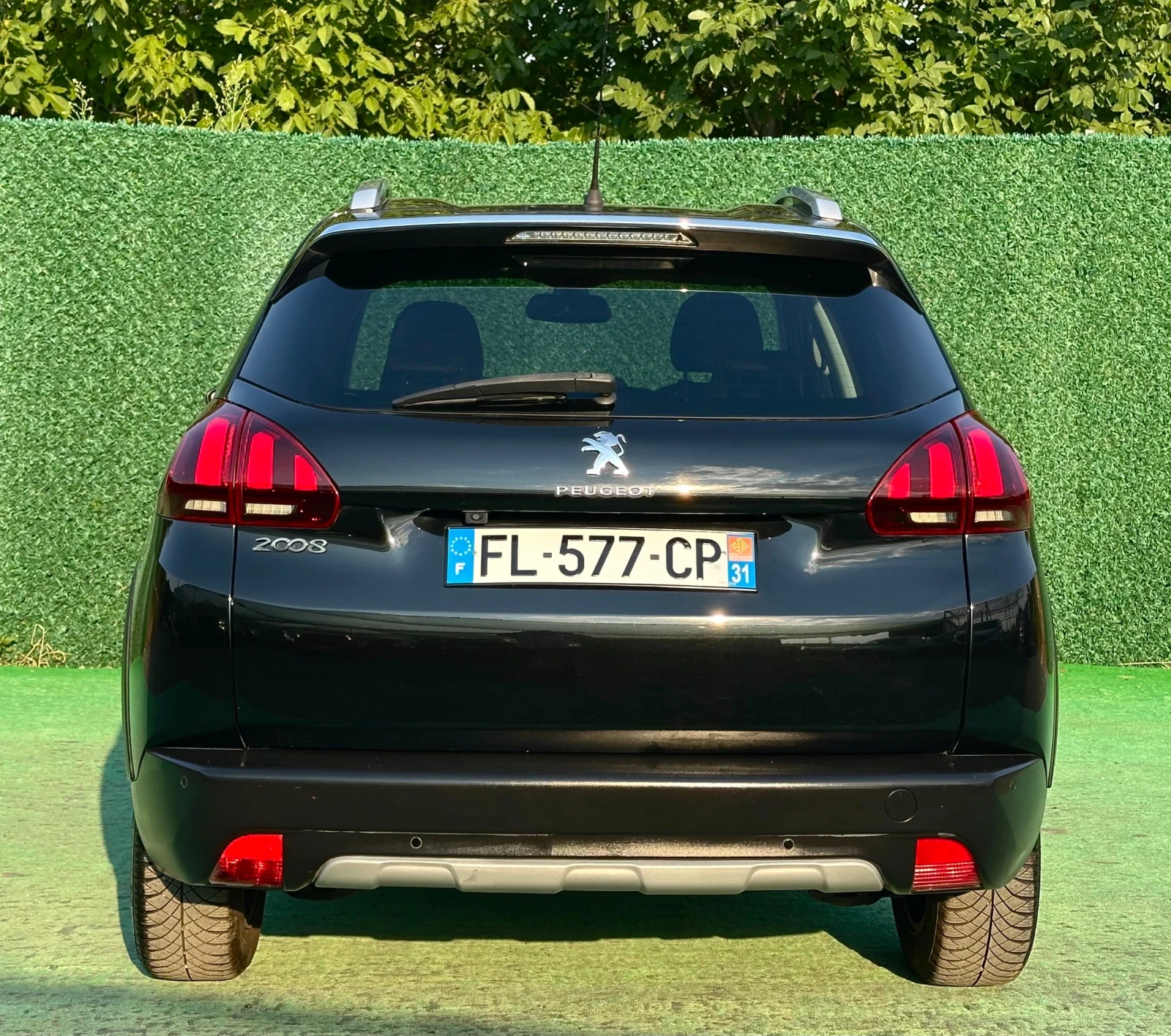 Peugeot 2008 ALURE / KAMERA / PANORAMA / PODGREV/ AUTOMATIC , снимка 8 - Автомобили и джипове - 55710552