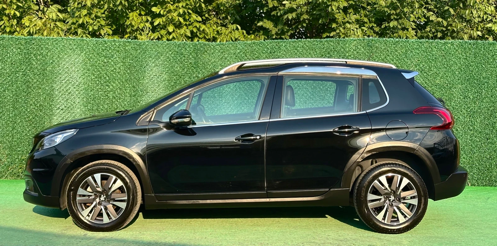 Peugeot 2008 ALURE / KAMERA / PANORAMA / PODGREV/ AUTOMATIC , снимка 4 - Автомобили и джипове - 55710552