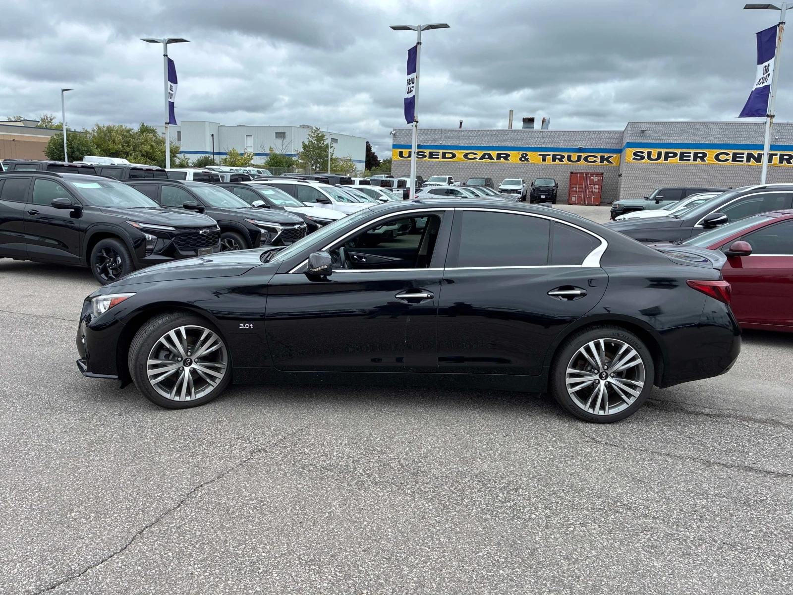 Infiniti Q50 * AWD * CARFAX * ОПЦИЯ ЗА ФИНАНСИРАНЕ , снимка 16 - Автомобили и джипове - 55817416
