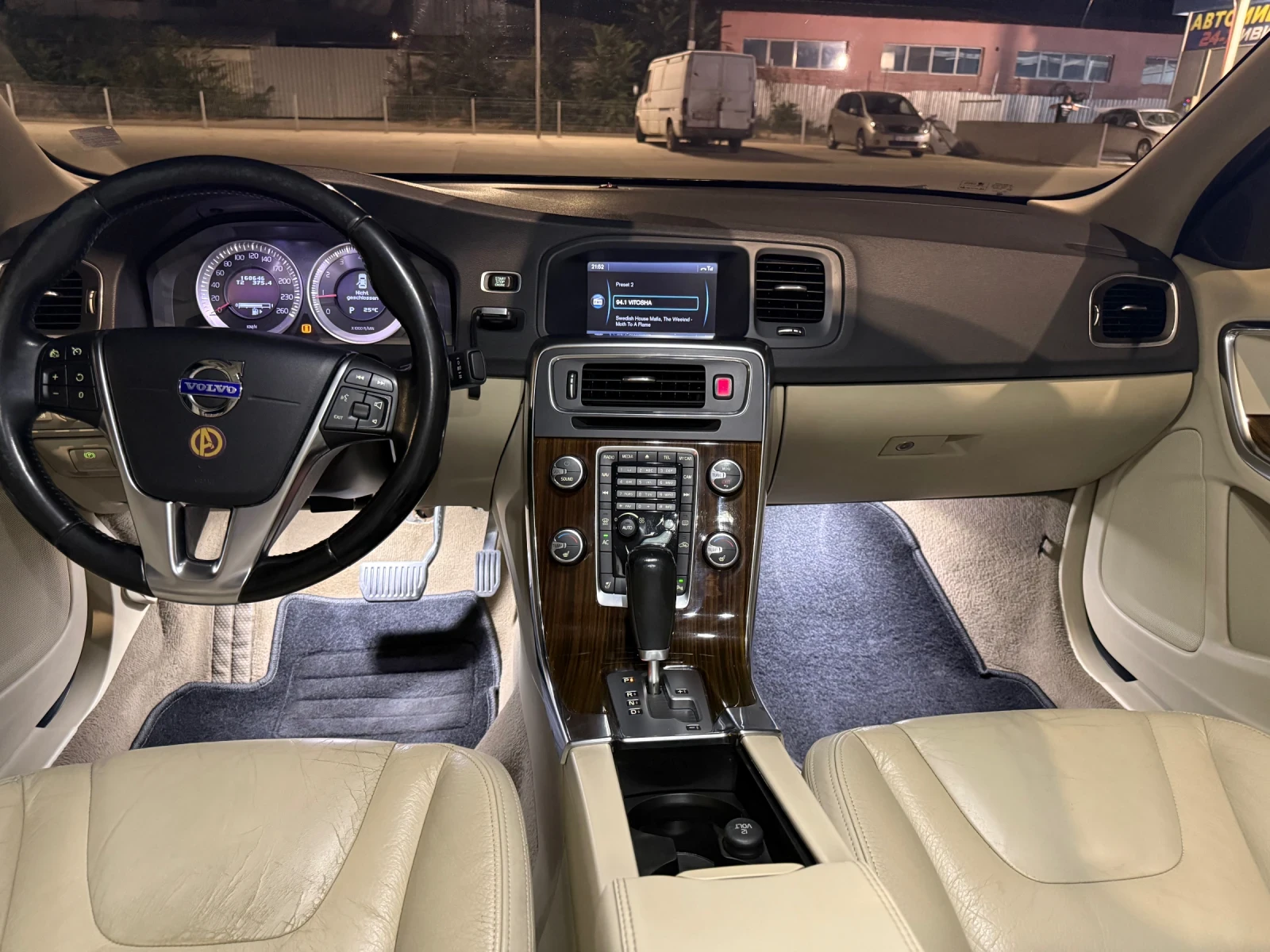 Volvo S60, снимка 12 - Автомобили и джипове - 55955524