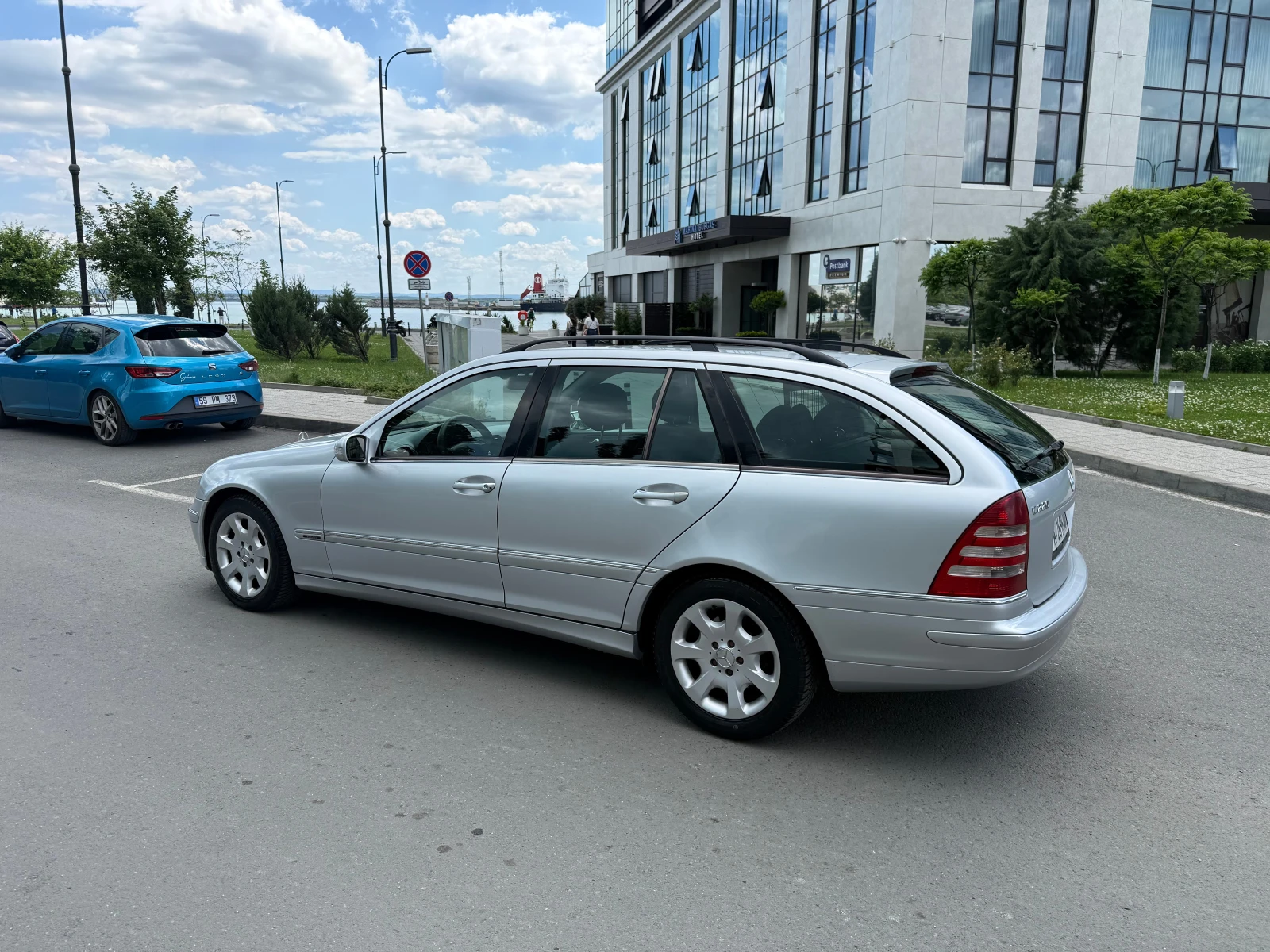 Mercedes-Benz C 220 ELEGANCE, снимка 3 - Автомобили и джипове - 56056321