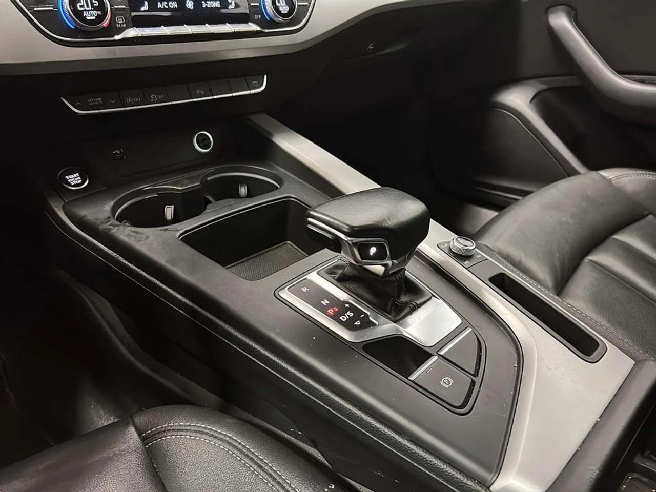 Audi A4 KOMFORT 45 QUATTRO | BANC & VOLANT CHAUFF | TOIT | Mobile.bg � ����������� 14