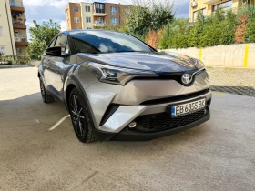 ������ Toyota C-HR