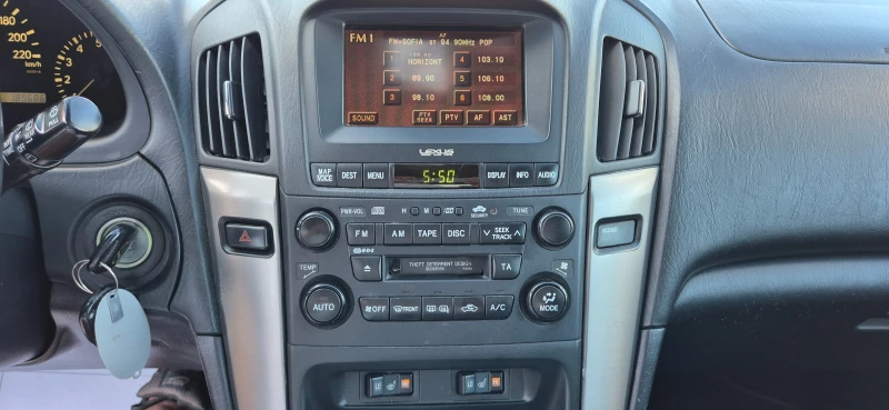 Lexus RX 300 3.0i, снимка 12 - Автомобили и джипове - 51761972