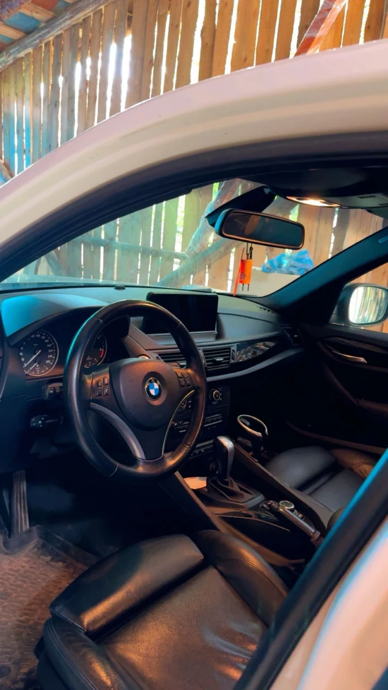 BMW X1, снимка 8 - Автомобили и джипове - 52842275