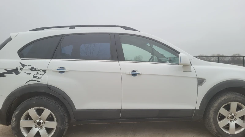 Chevrolet Captiva 2.4, снимка 10 - Автомобили и джипове - 53213583
