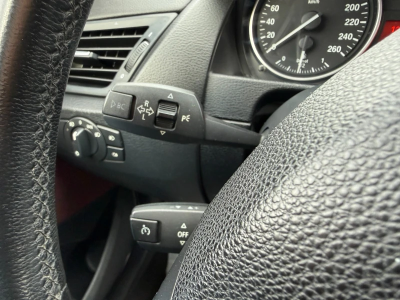 BMW X1, снимка 14 - Автомобили и джипове - 53389929