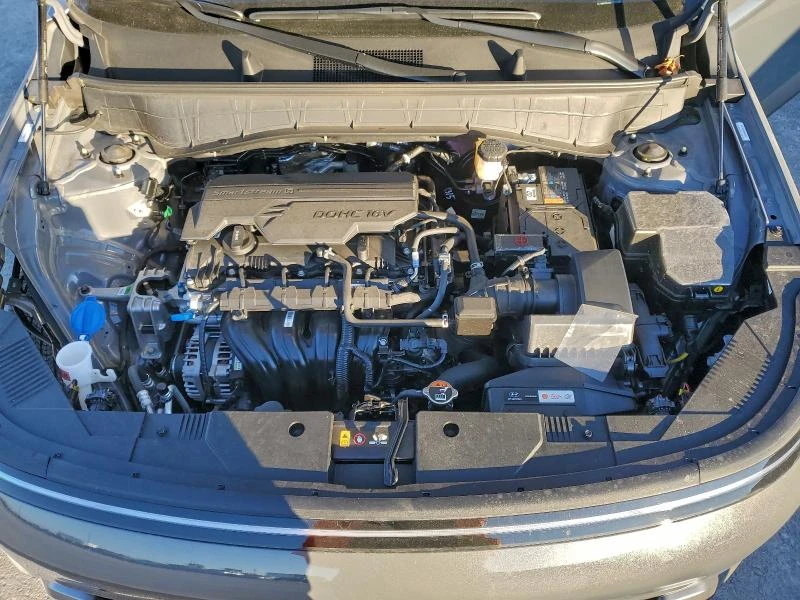 Hyundai Kona 2.0L 4 Front-wheel Drive, снимка 6 - Автомобили и джипове - 53144485