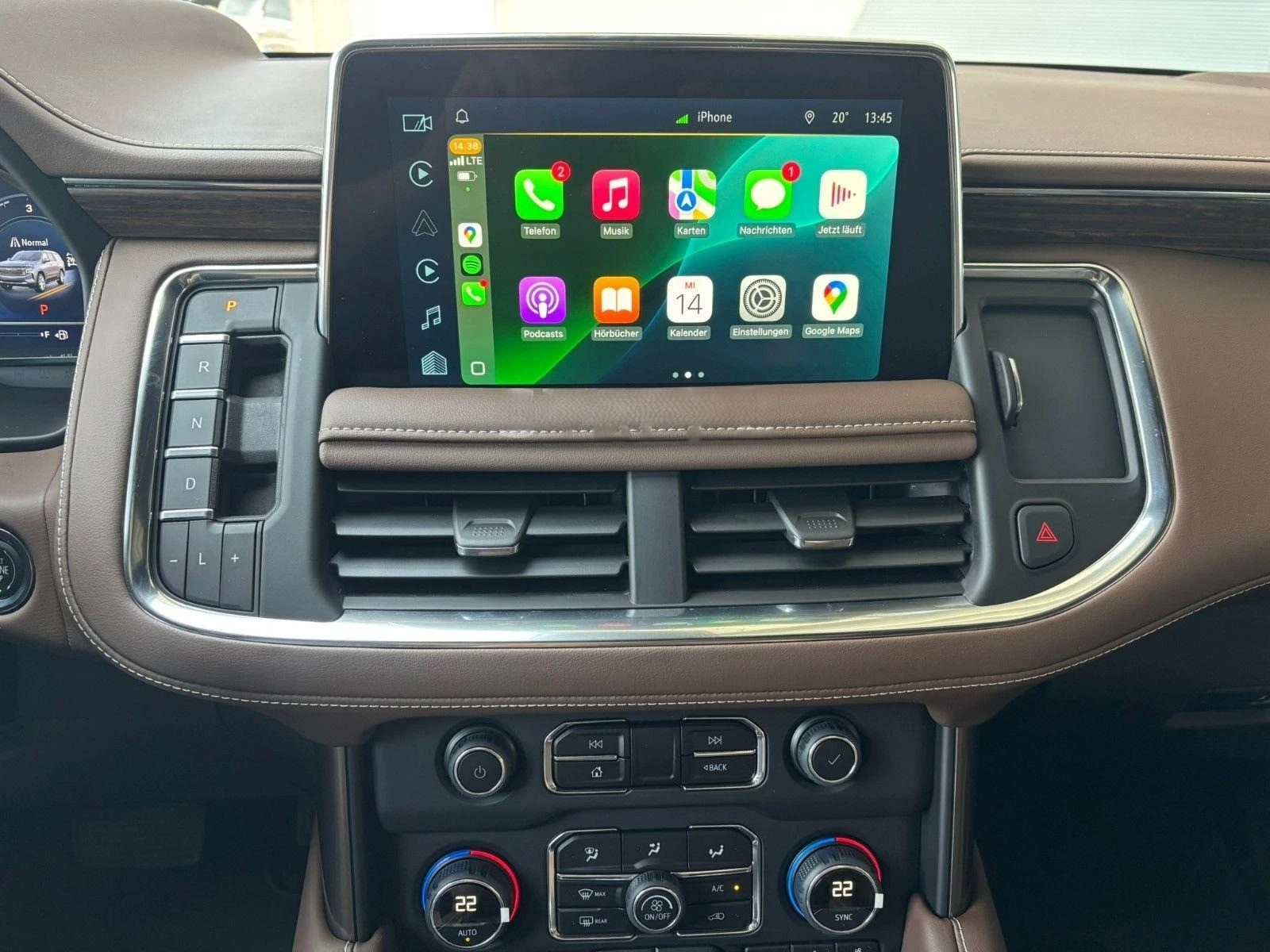 Chevrolet Suburban 6.2 V8 HIGH COUNTRY/PANO/HEAD UP/360/BOSE/7-МЕСТЕН - изображение 9