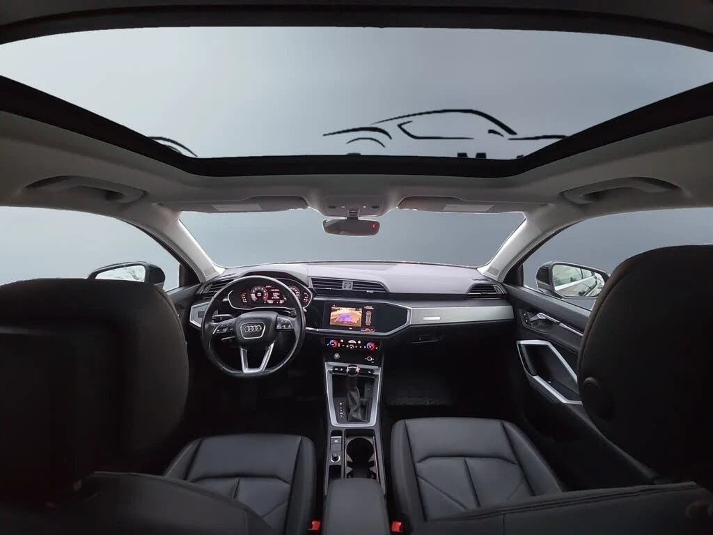 Audi Q3 Premium Plus* S Line* АвтоКредит* (ЦЕНА ДО БГ), снимка 5 - Автомобили и джипове - 54215247