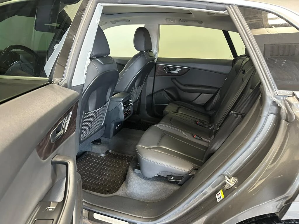 Audi Q8 3.0T* MATRIX* S* LINE* BANG* OLUFSEN* ОБДУХВАНЕ* К, снимка 16 - Автомобили и джипове - 54551750