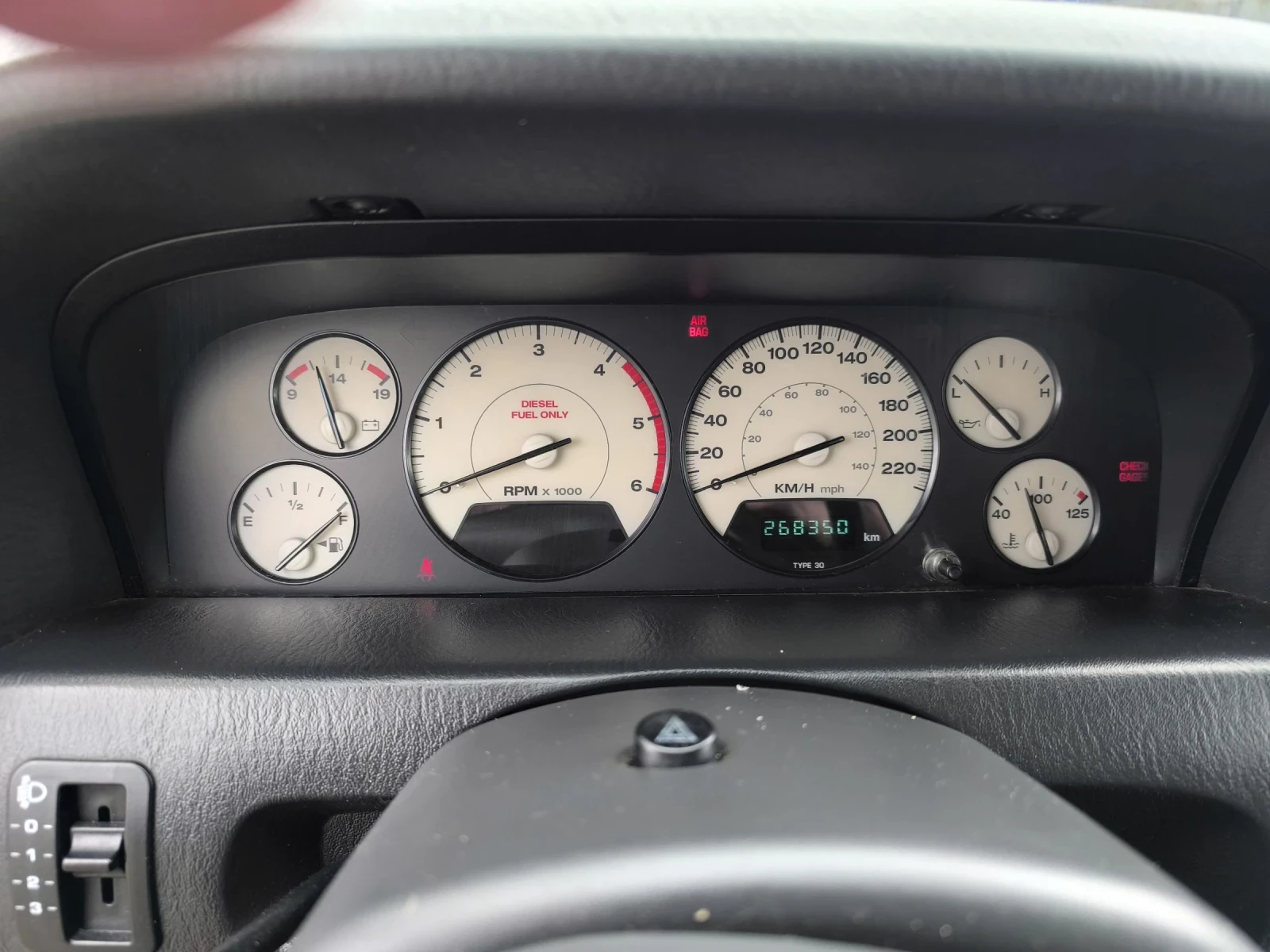 Jeep Grand cherokee, снимка 13 - Автомобили и джипове - 54562742
