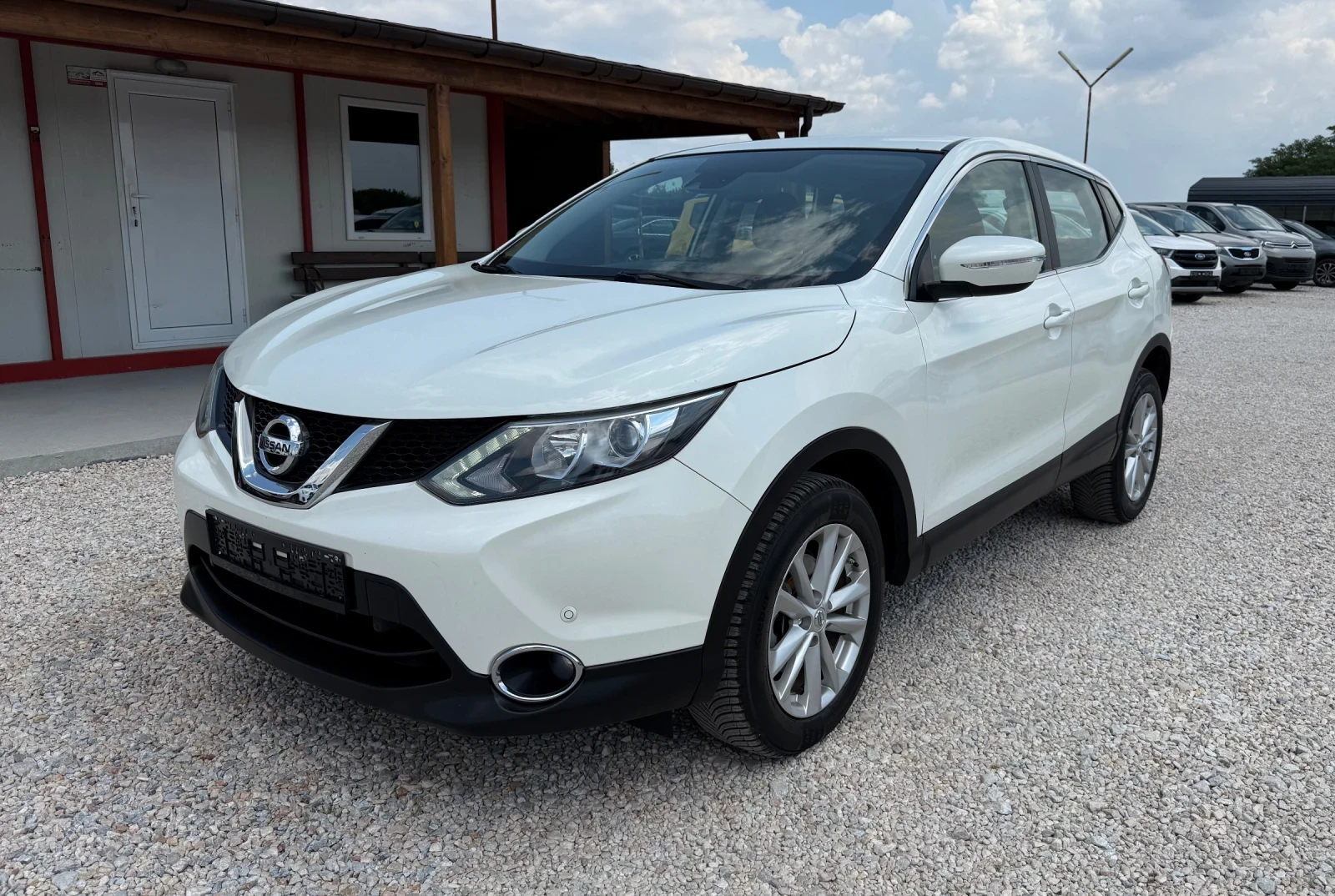 Nissan Qashqai * 1.5DCI* 110к.с* Line/Assist* 