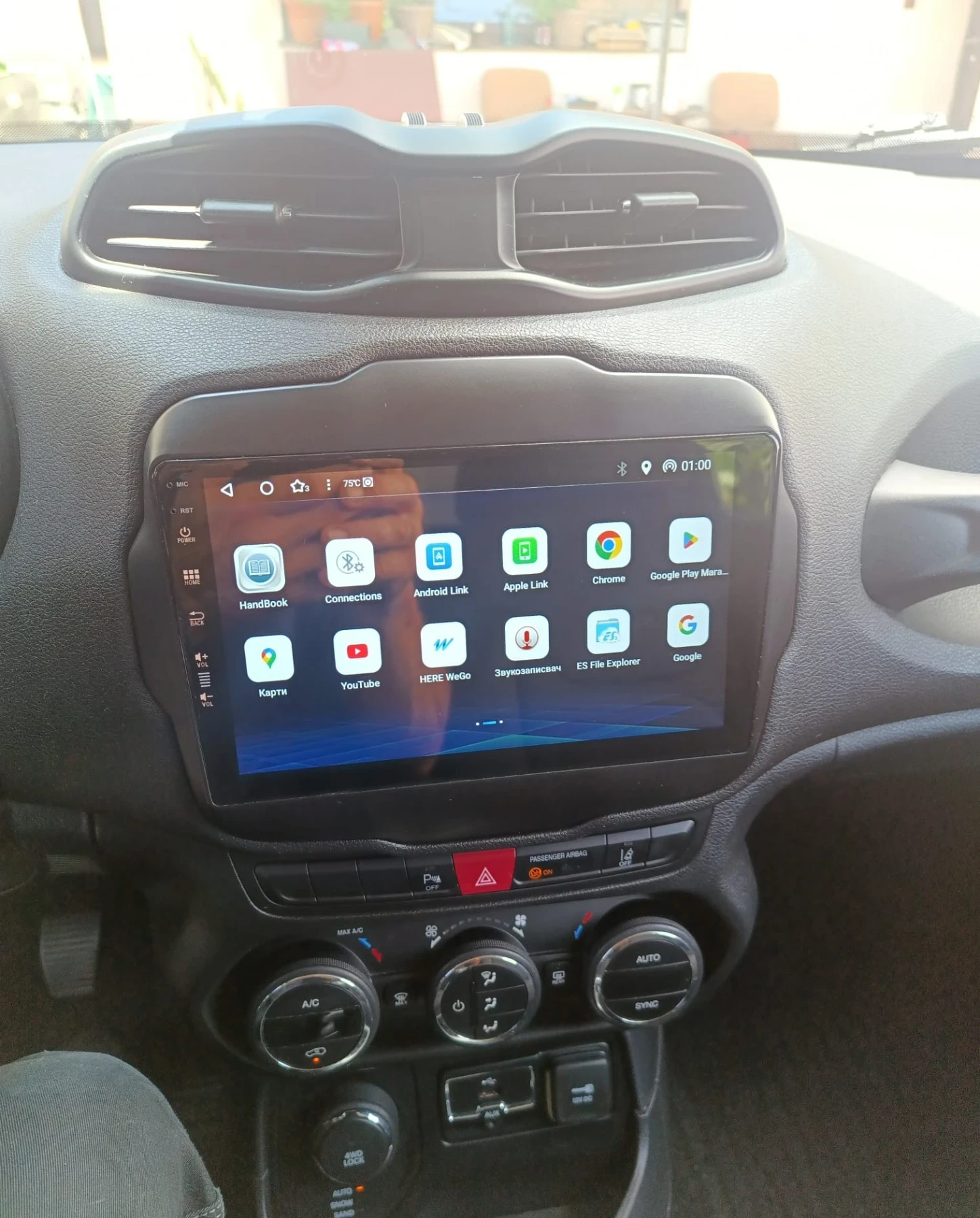 Jeep Renegade, снимка 11 - Автомобили и джипове - 55361200
