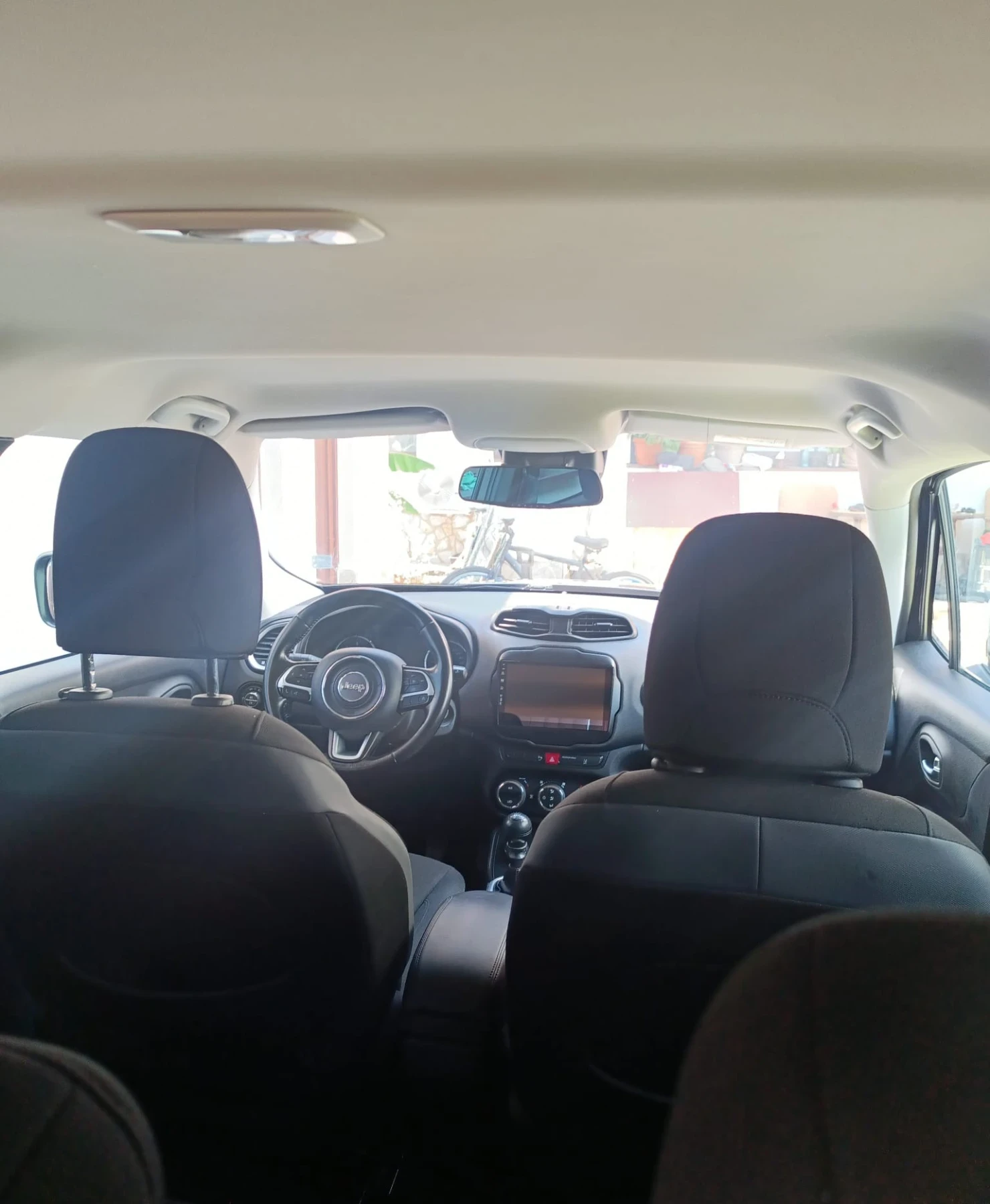 Jeep Renegade, снимка 2 - Автомобили и джипове - 55361200