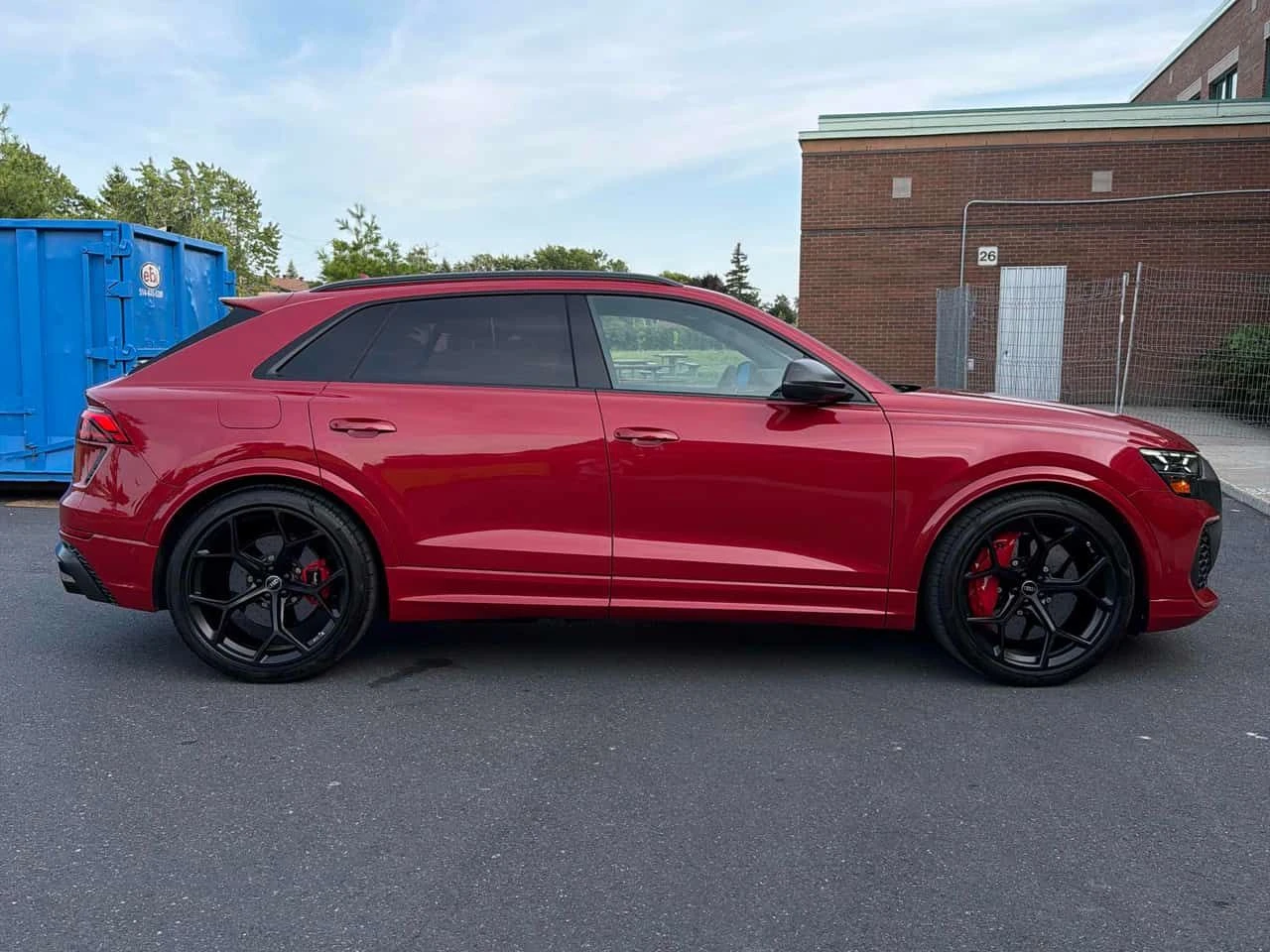 Audi RSQ8 * performance * АВТОКРЕДИТ БЕЗ ПЪРВОНАЧАЛНА ВНОСКА, снимка 3 - Автомобили и джипове - 55428109