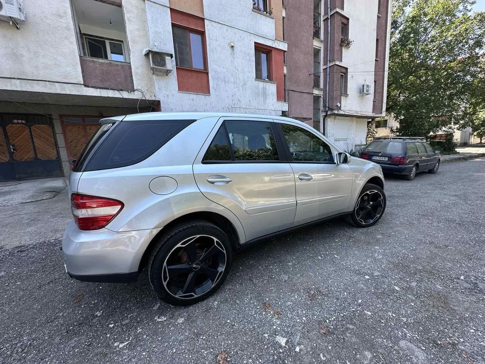 Mercedes-Benz ML 280, снимка 3 - Автомобили и джипове - 55624127